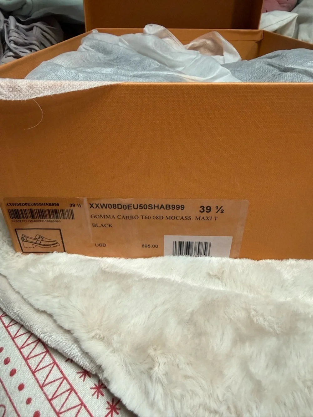 Tod's Luxury Designer Black Leather Women's Loafers with Gold T-Bar Accent - Picture 6 of 6